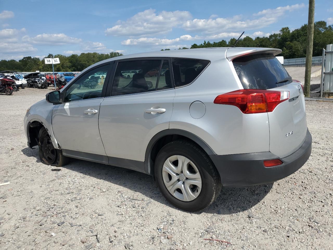 TOYOTA RAV4 LE