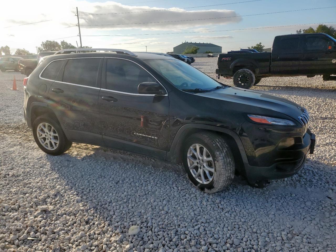 JEEP GRAND CHEROKEE LATITUDE PLUS