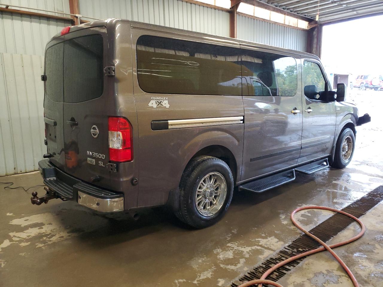 NISSAN NV3500 3500 S