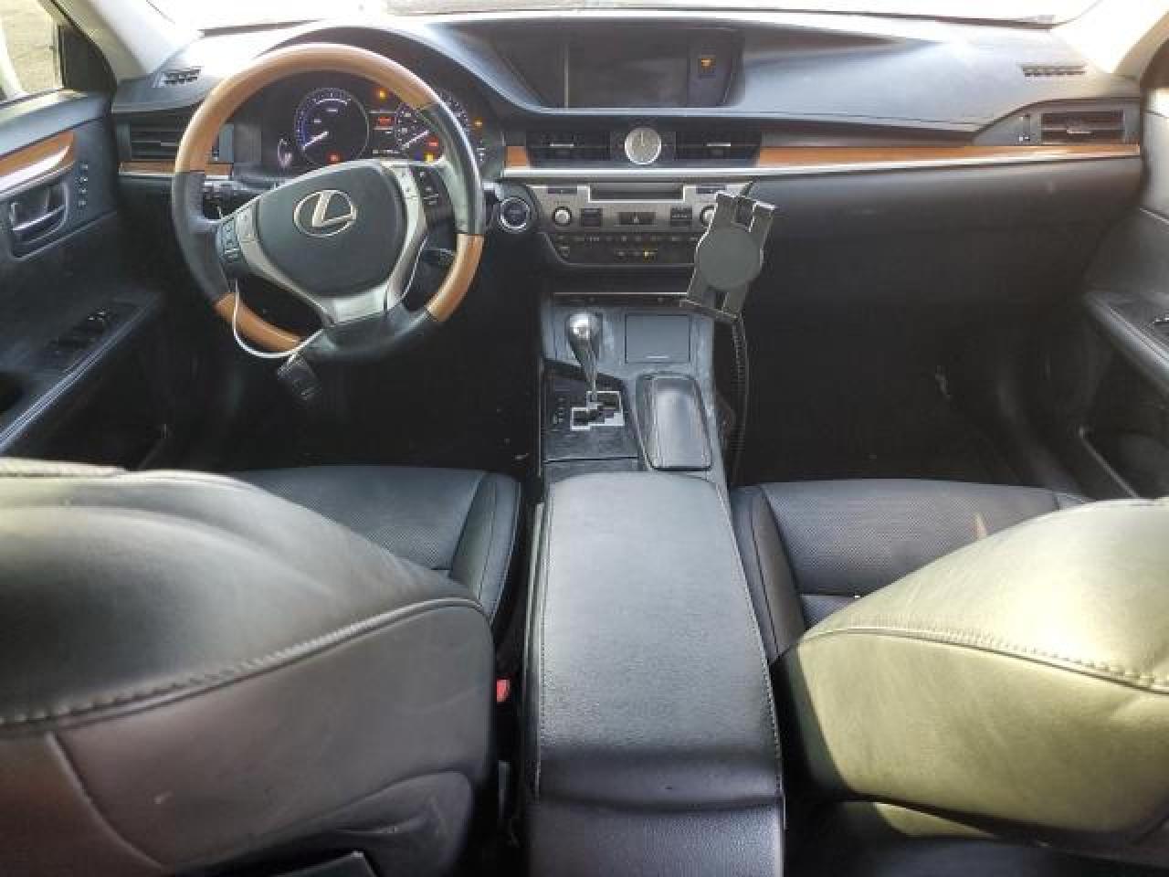 LEXUS ES 300H