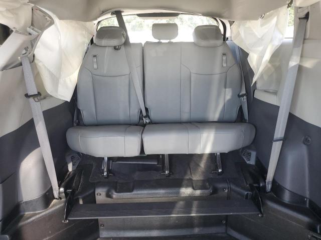 2023 TOYOTA SIENNA XLE 5TDYRKEC7PS146572