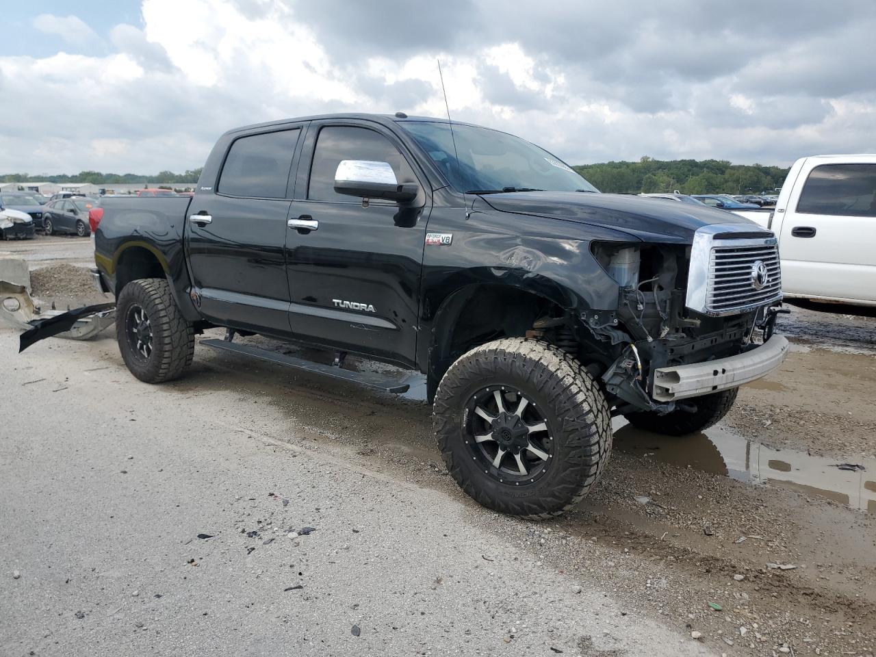 TOYOTA TUNDRA CREWMAX LIMITED