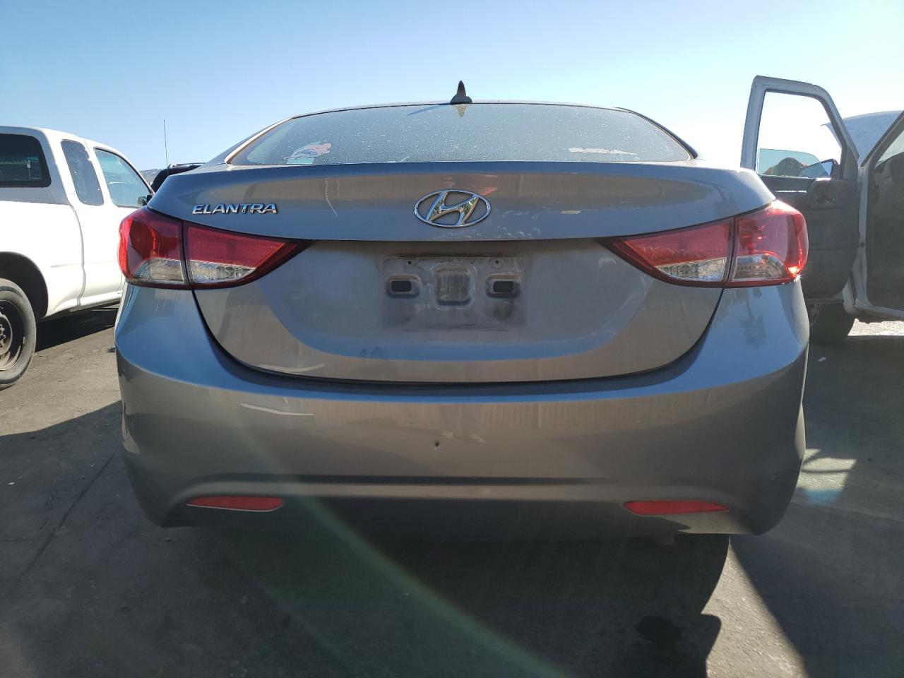 HYUNDAI ELANTRA GLS