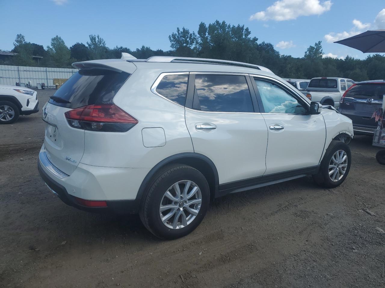NISSAN ROGUE S