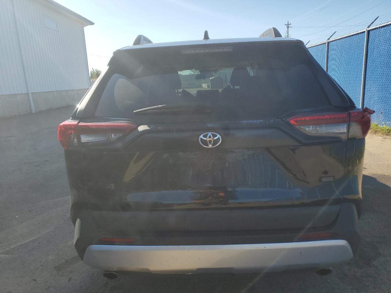 TOYOTA RAV4 ADVENTURE