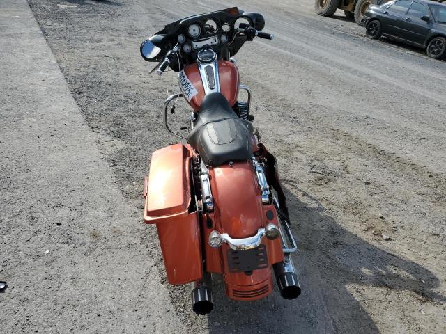 2011 HARLEY-DAVIDSON FLHX 1HD1KB415BB666306