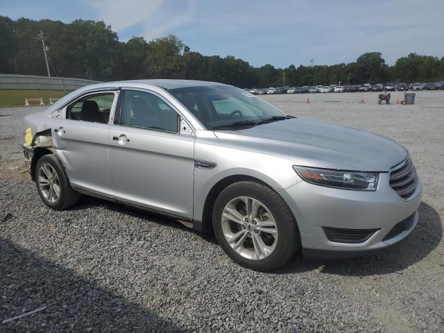 2018 FORD TAURUS SE 1FAHP2D87JG138403