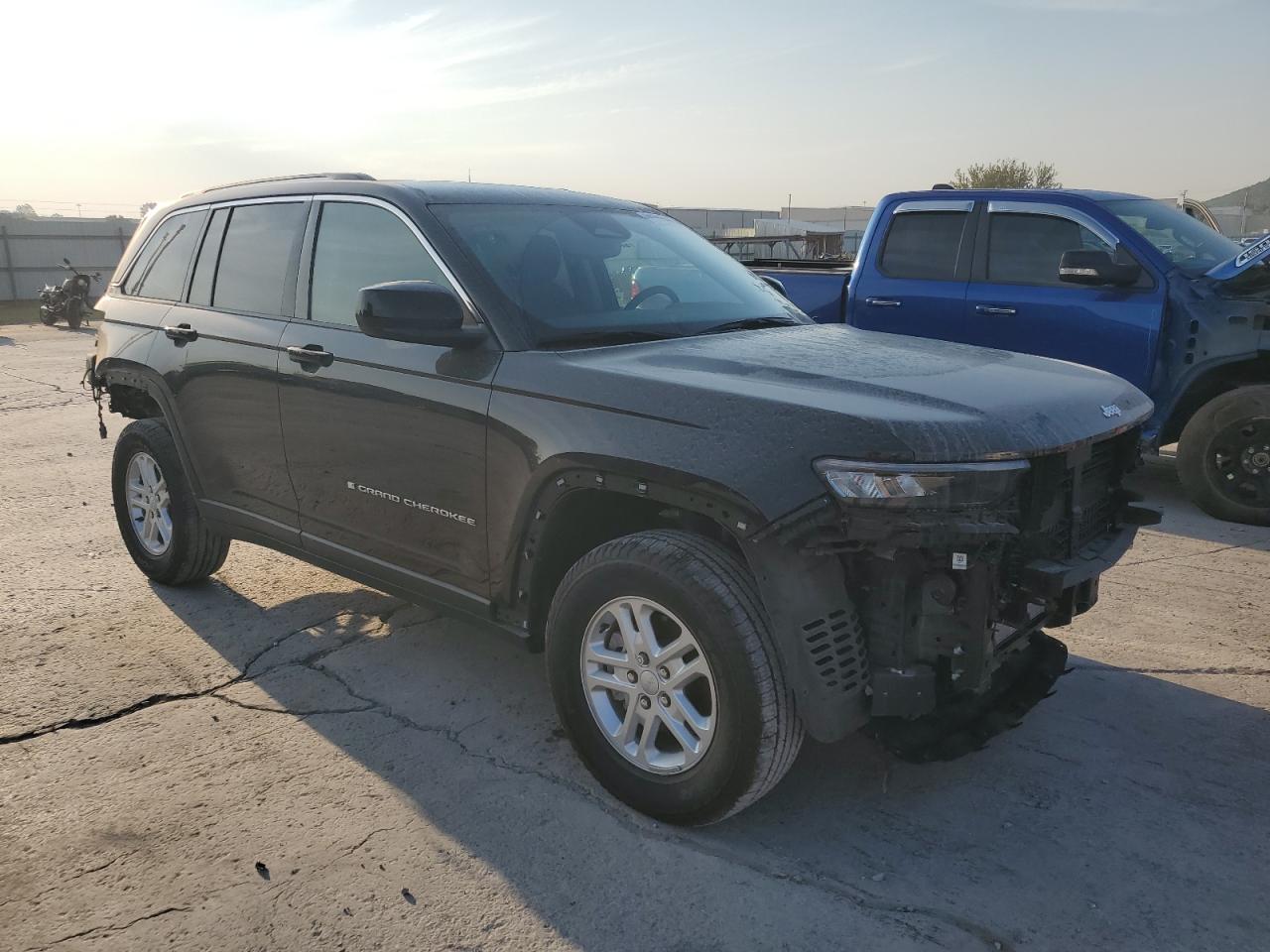 JEEP GRAND CHEROKEE LAREDO