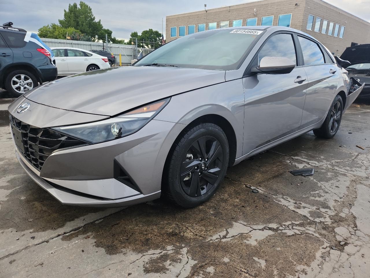 HYUNDAI ELANTRA BLUE