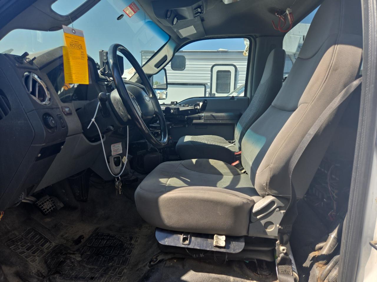 FORD F650 SUPER DUTY