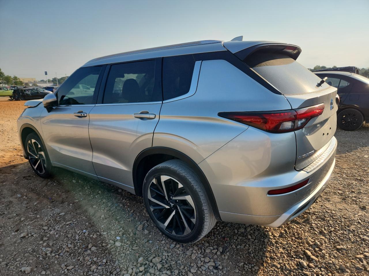 MITSUBISHI OUTLANDER SEL