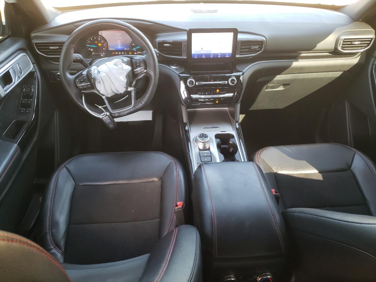 FORD EXPLORER ST-LINE