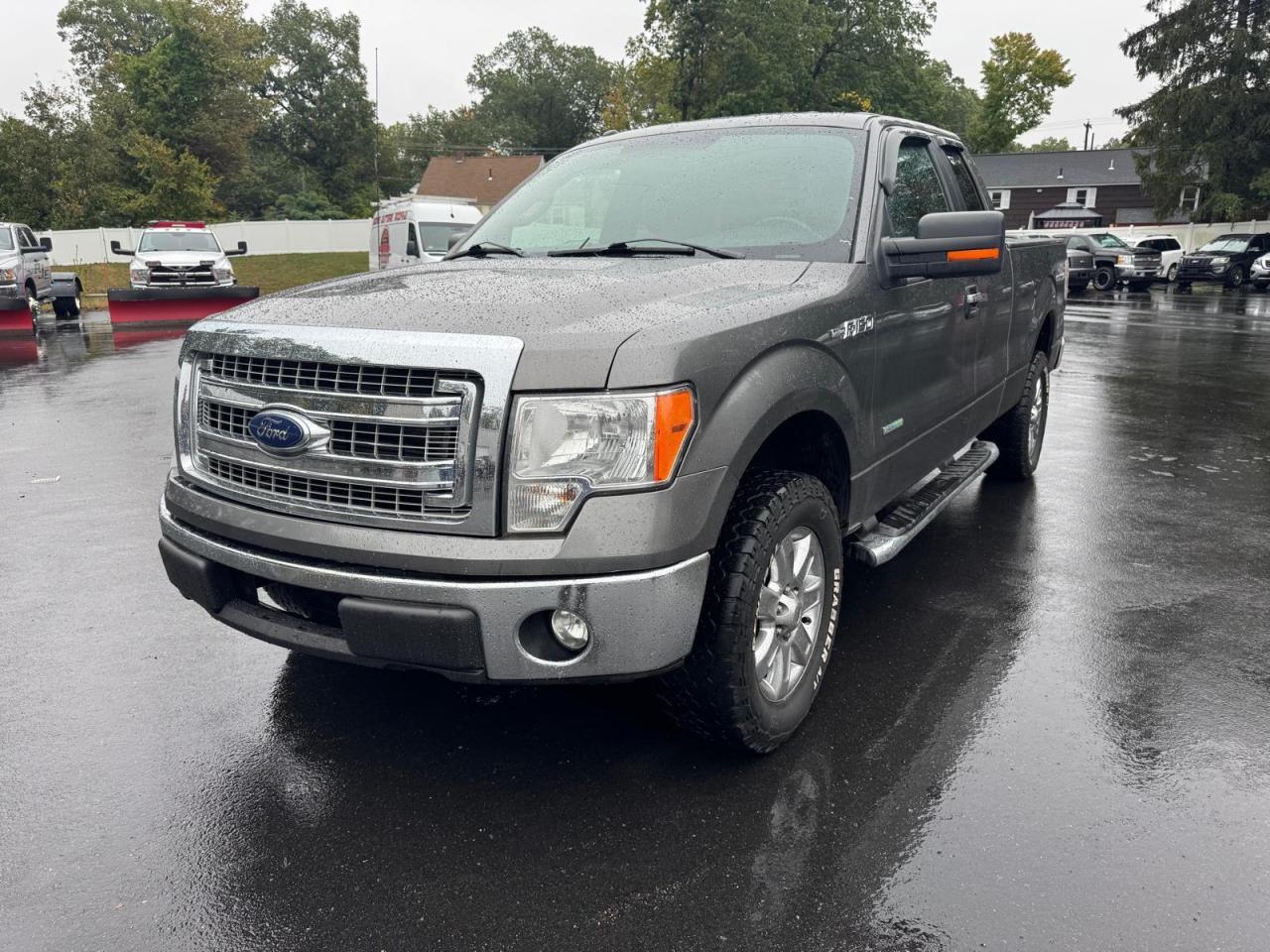 FORD F-150 SUPER CAB