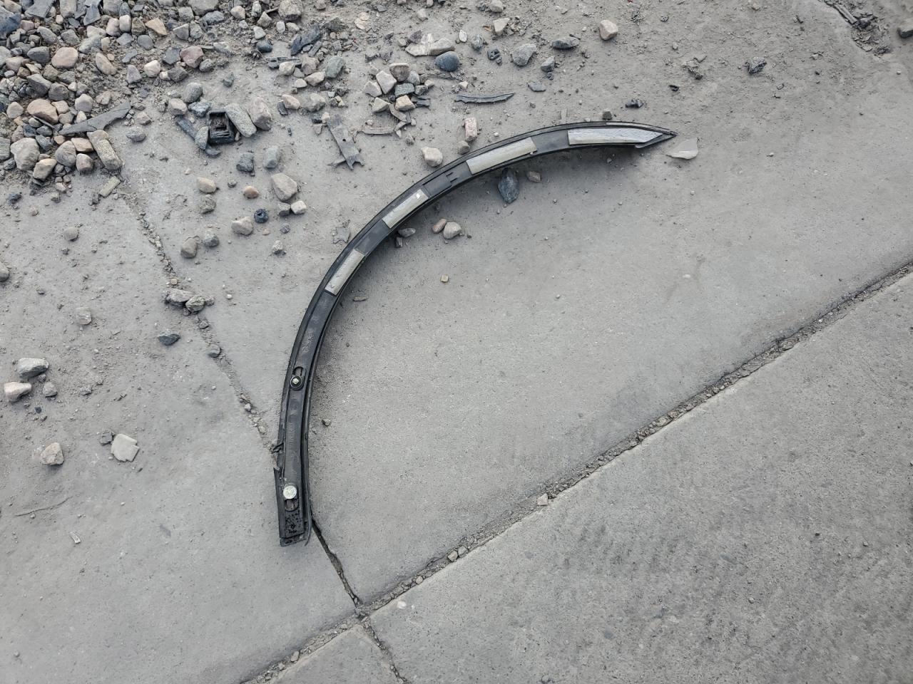 MITSUBISHI OUTLANDER SE