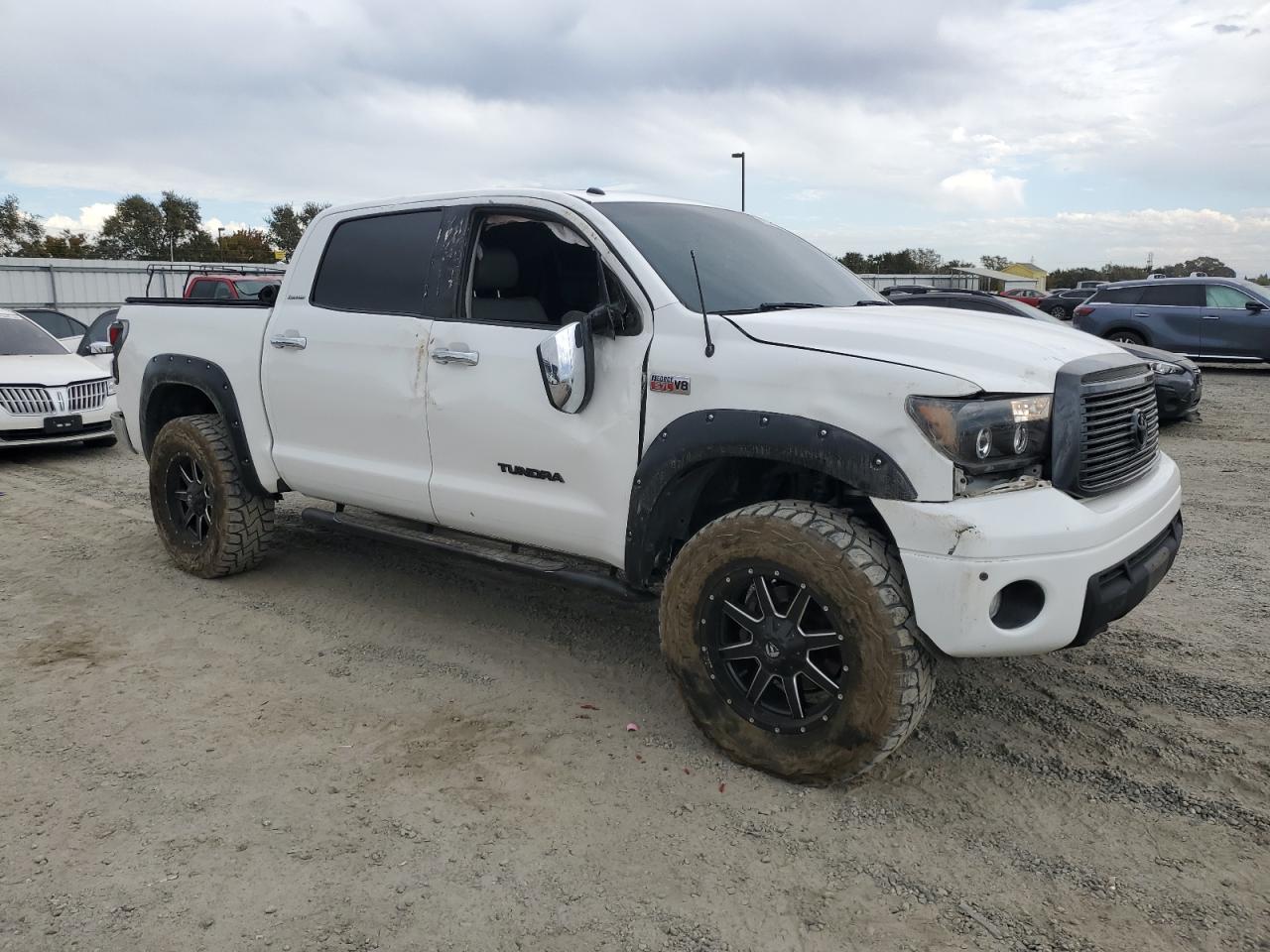 TOYOTA TUNDRA CREWMAX LIMITED