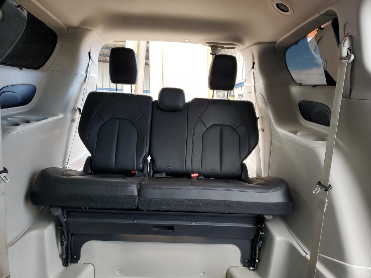 CHRYSLER PACIFICA TOURING L