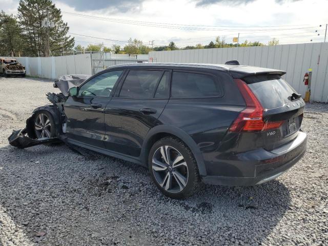 2025 VOLVO V60 CROSS YV4L12WK8S2146097