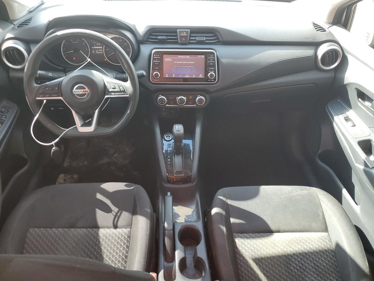 NISSAN VERSA S