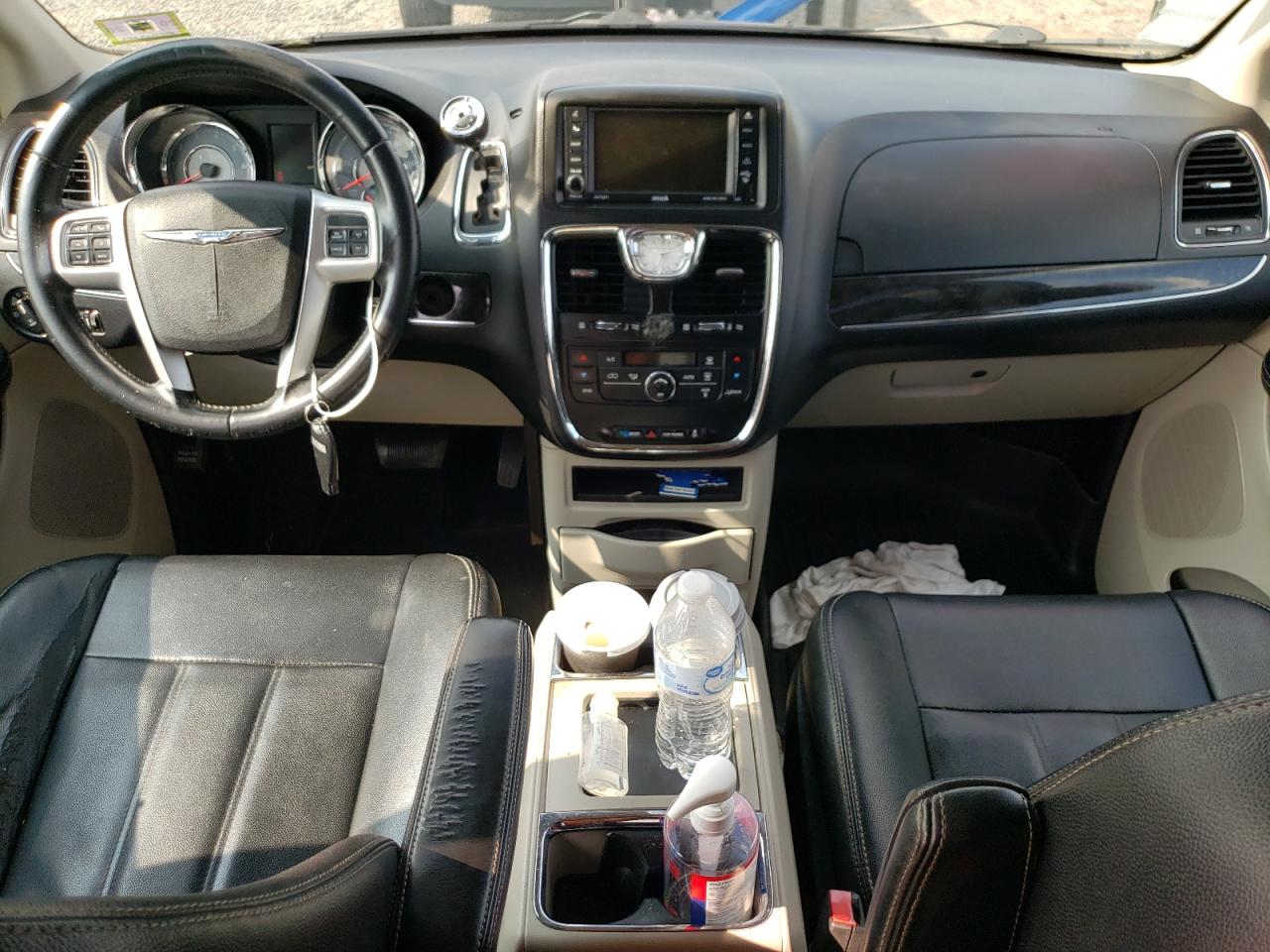 CHRYSLER TOWN & COUNTRY TOURING