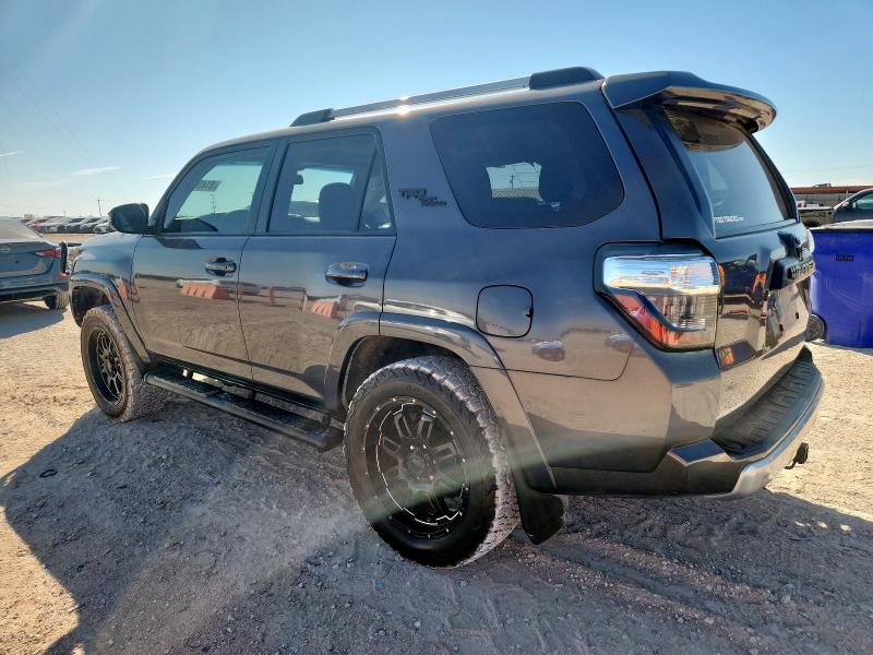 2018 TOYOTA 4RUNNER SR - JTEBU5JR4J5533556