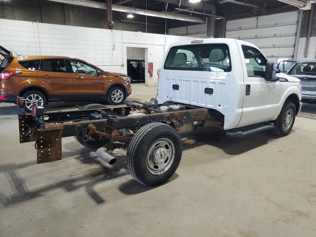 FORD F350 SUPER 2013 white chassis gas 1FDBF3E62DEA92593 photo #4