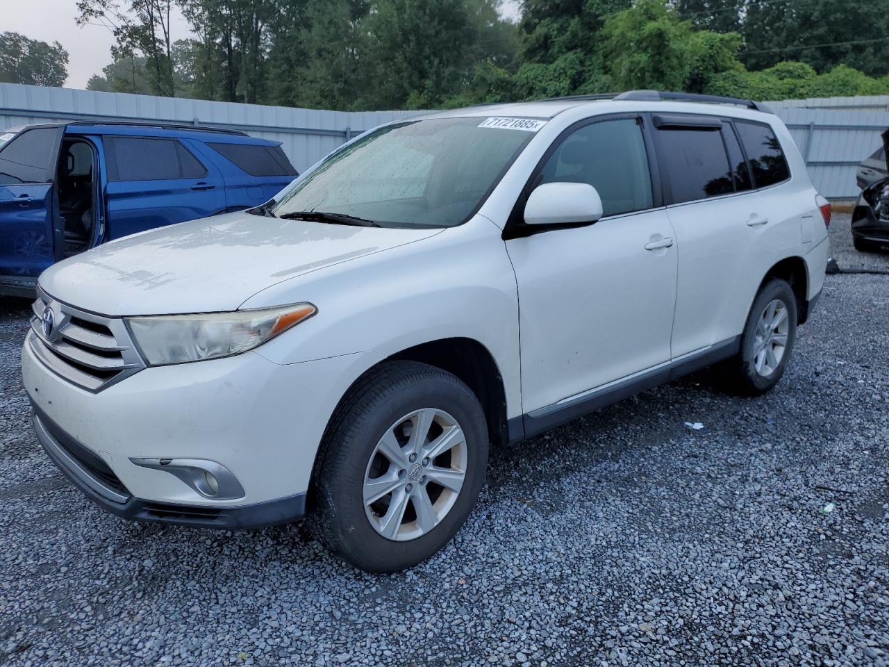 TOYOTA HIGHLANDER BASE