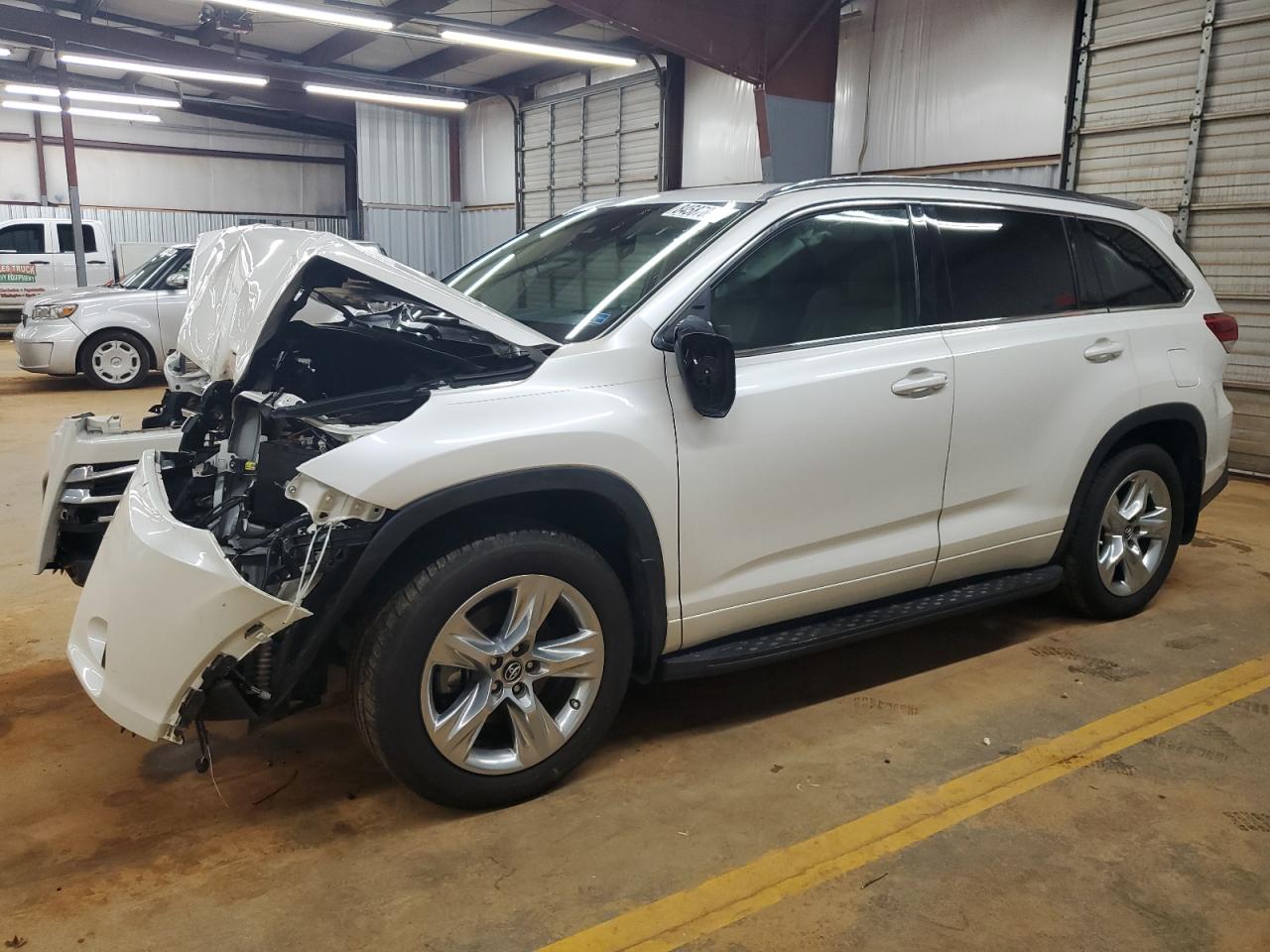 TOYOTA HIGHLANDER LIMITED