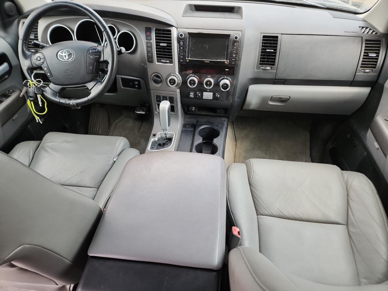 TOYOTA SEQUOIA LIMITED