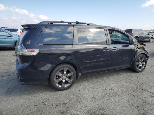 2016 TOYOTA SIENNA SE 5TDXK3DCXGS749829