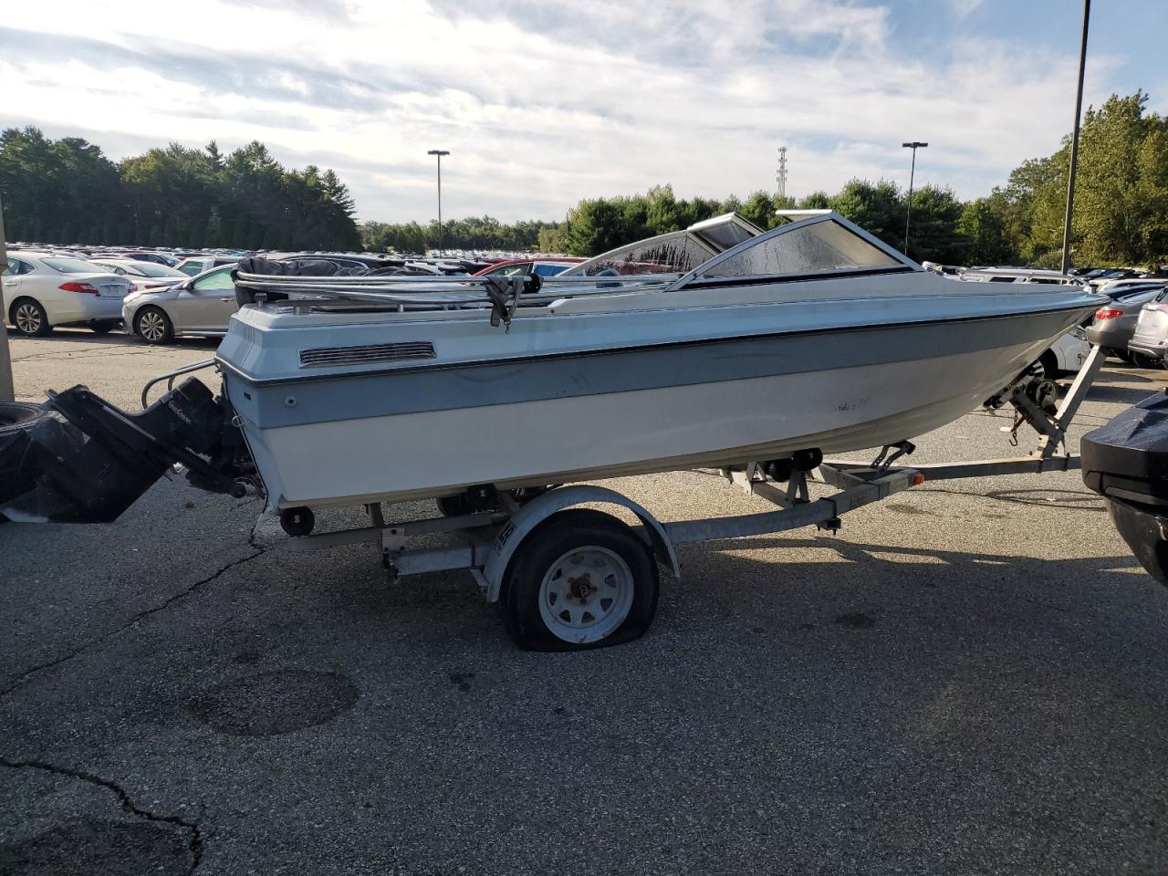 Lot #3234885410 1988 FORESTER BOATS 166 SPORT