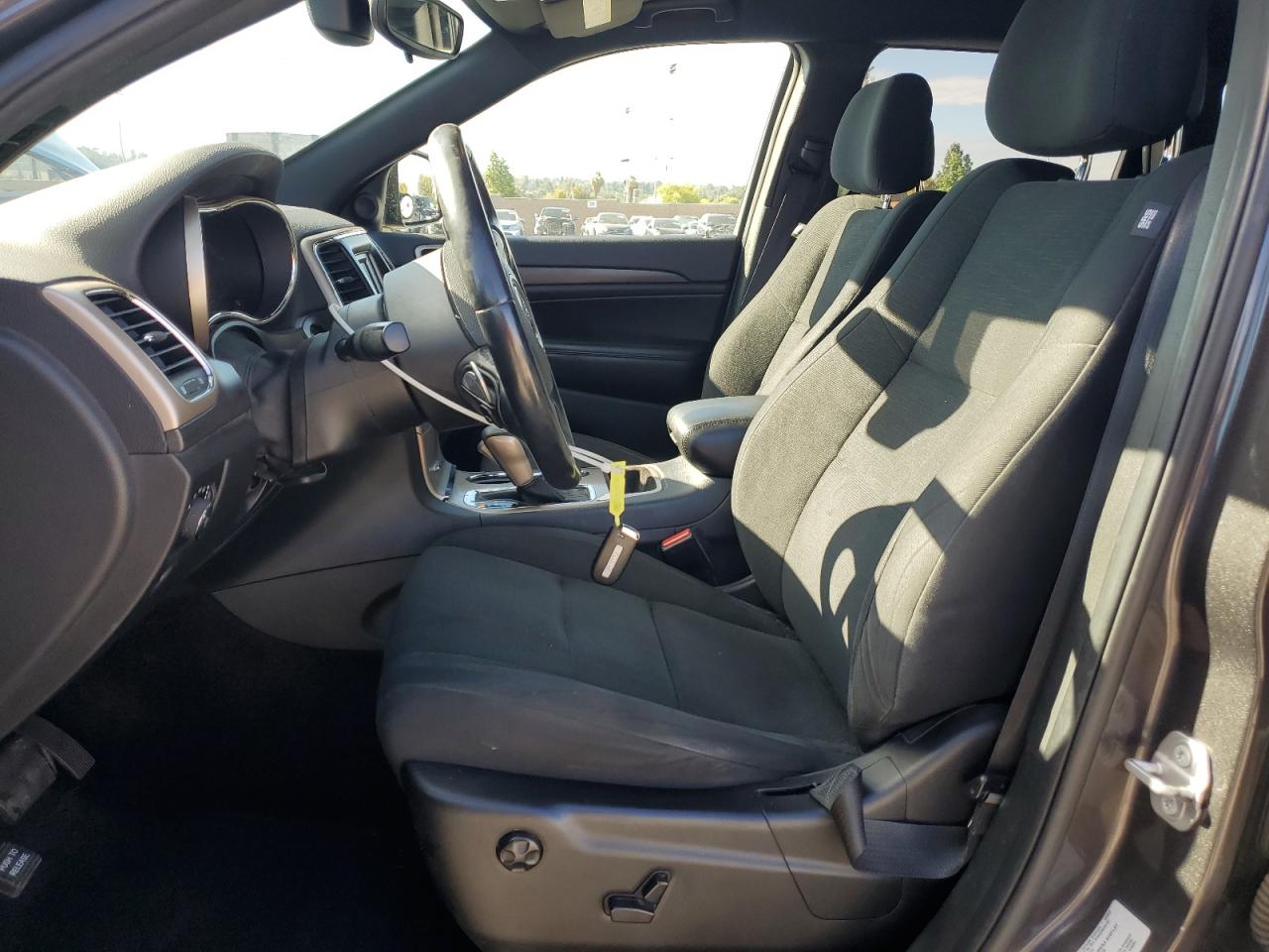 JEEP GRAND CHEROKEE LAREDO