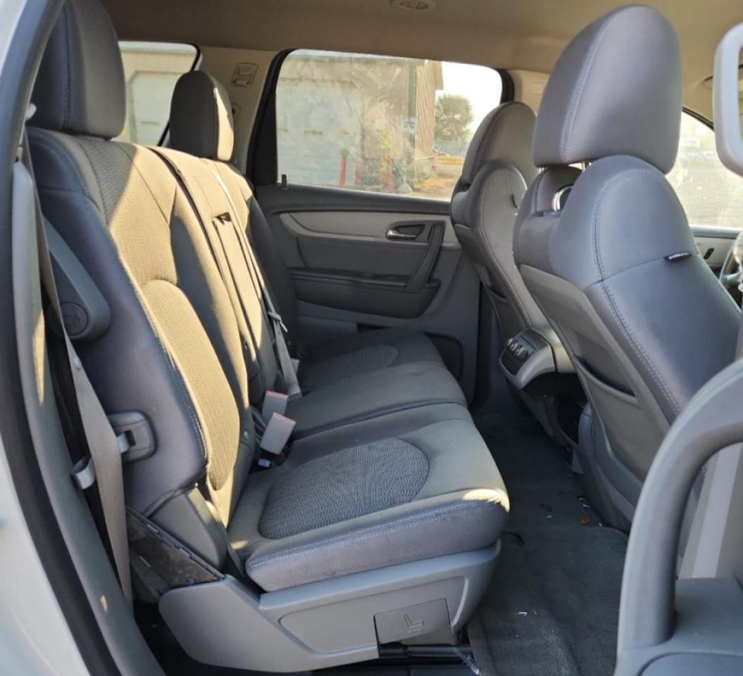 CHEVROLET TRAVERSE LT