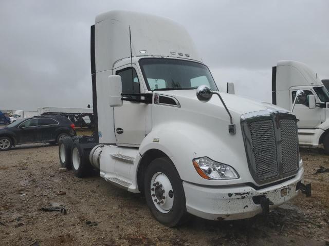 KENWORTH T680 2014 white tractor diesel 1XKYD49X1EJ412836 photo #1