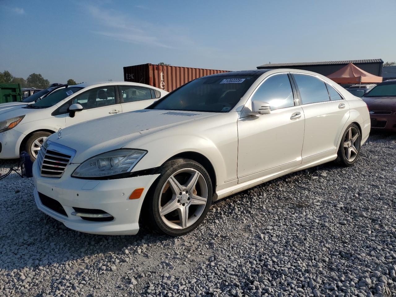 MERCEDES-BENZ S-CLASS 550