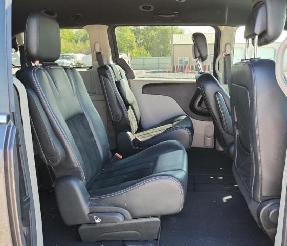 2017 DODGE GRAND CARA - 2C4RDGCG1HR685365