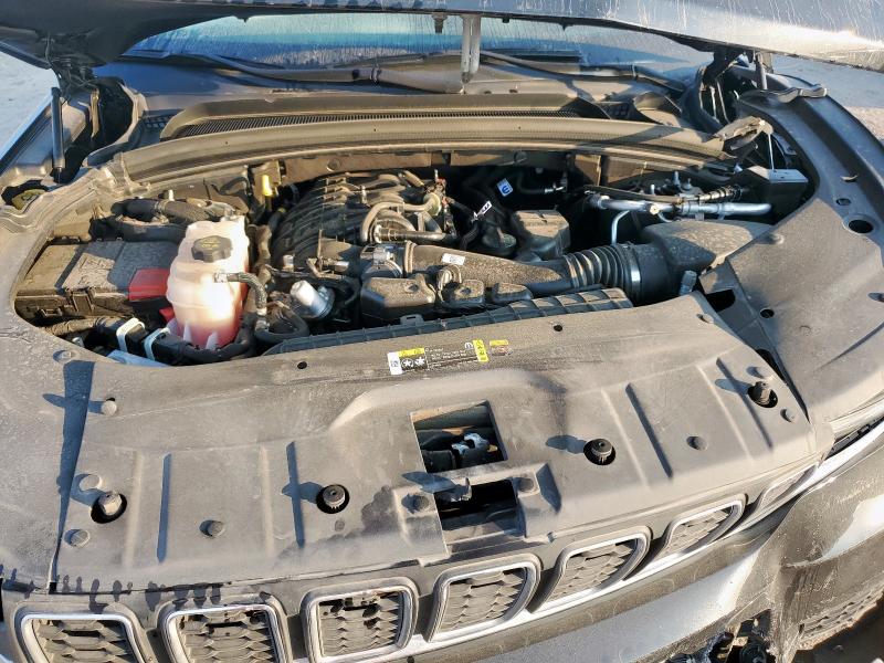 2025 JEEP GRAND CHER - 1C4RJJAG2S8642102