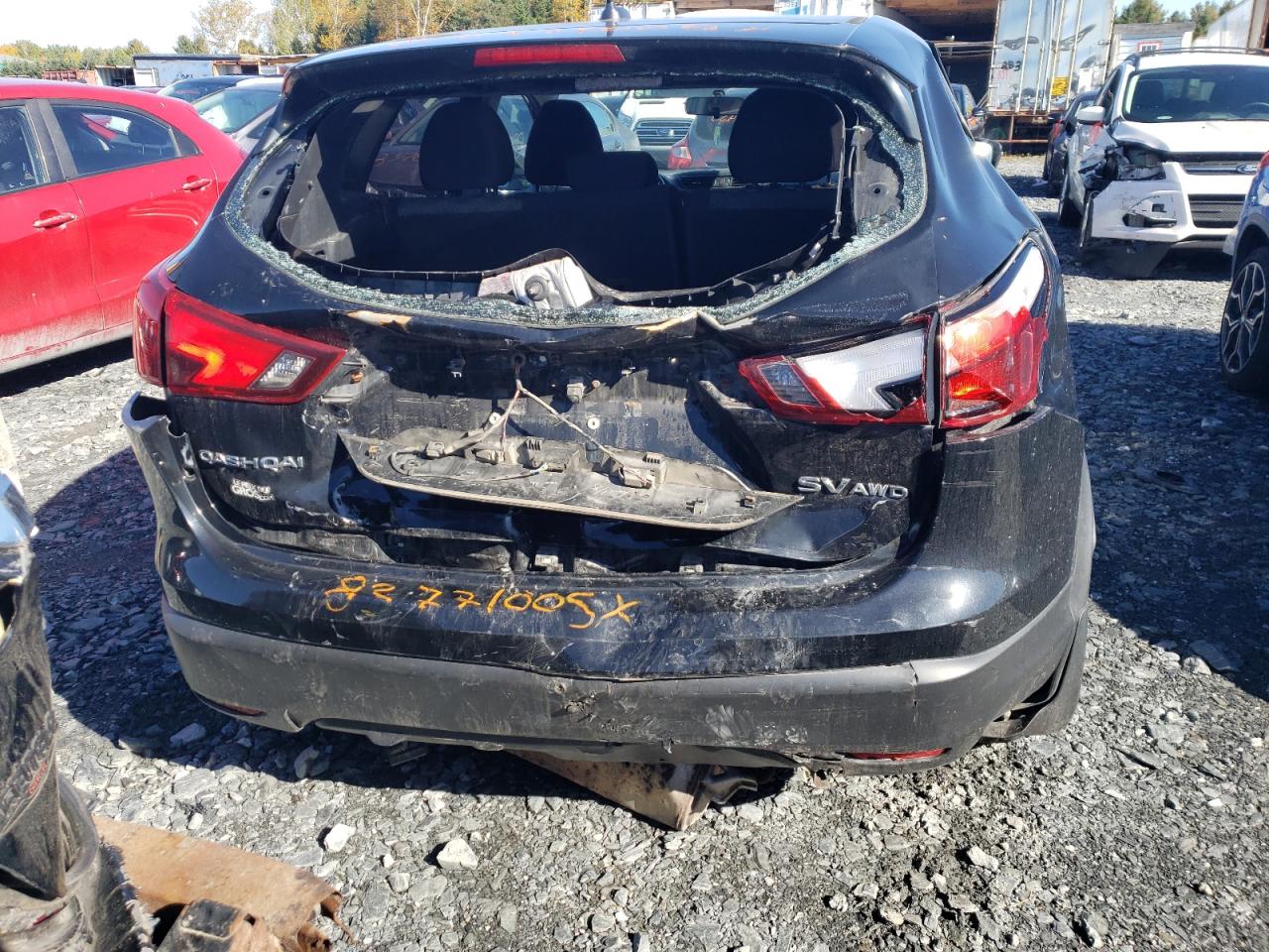 NISSAN ROGUE SPORT S