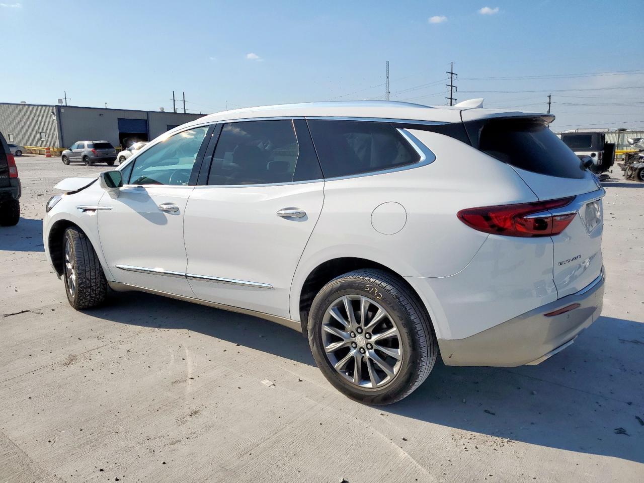 BUICK ENCLAVE ESSENCE