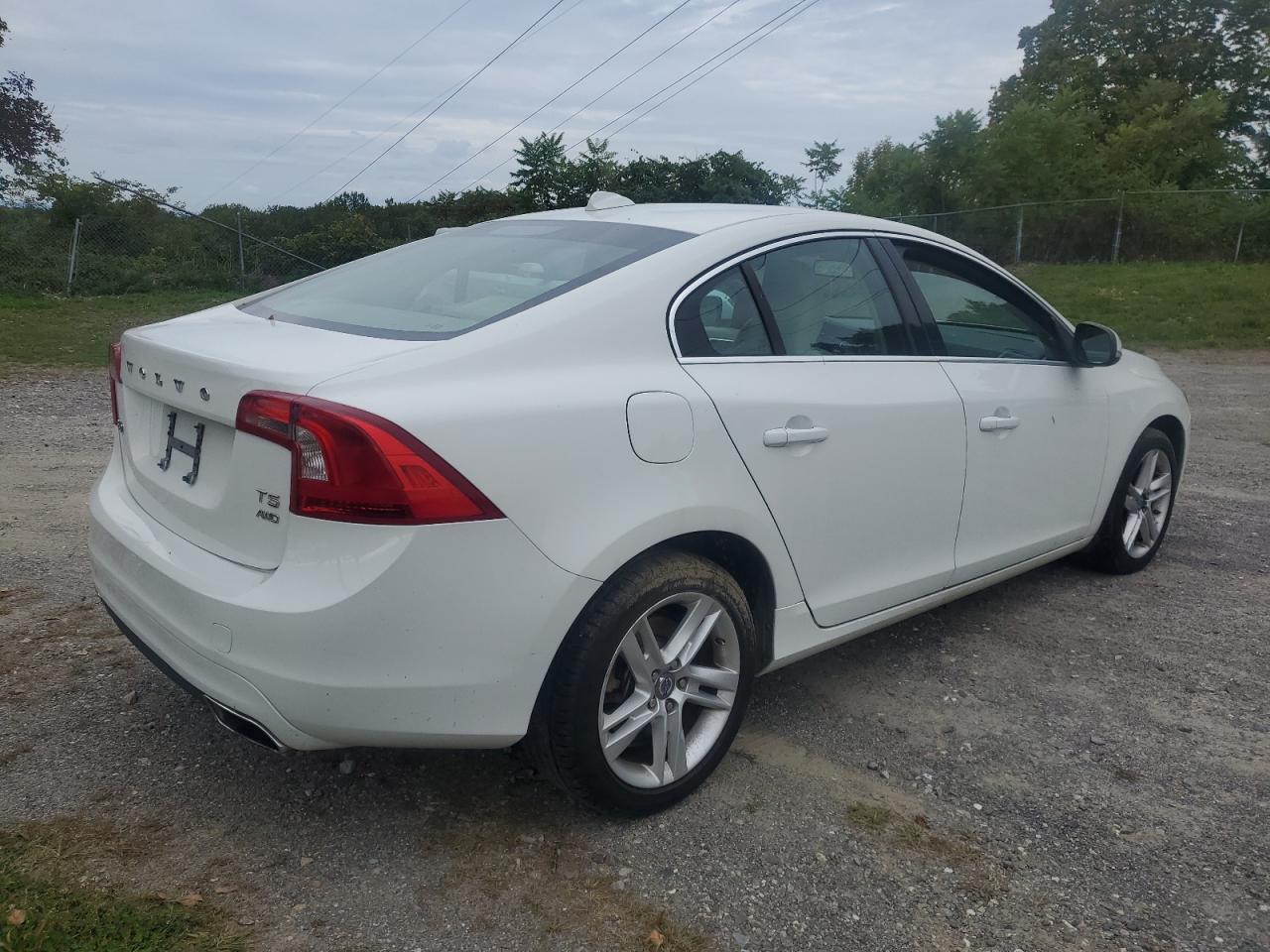 Lot #3240105526 2015 VOLVO S60 PREMIE