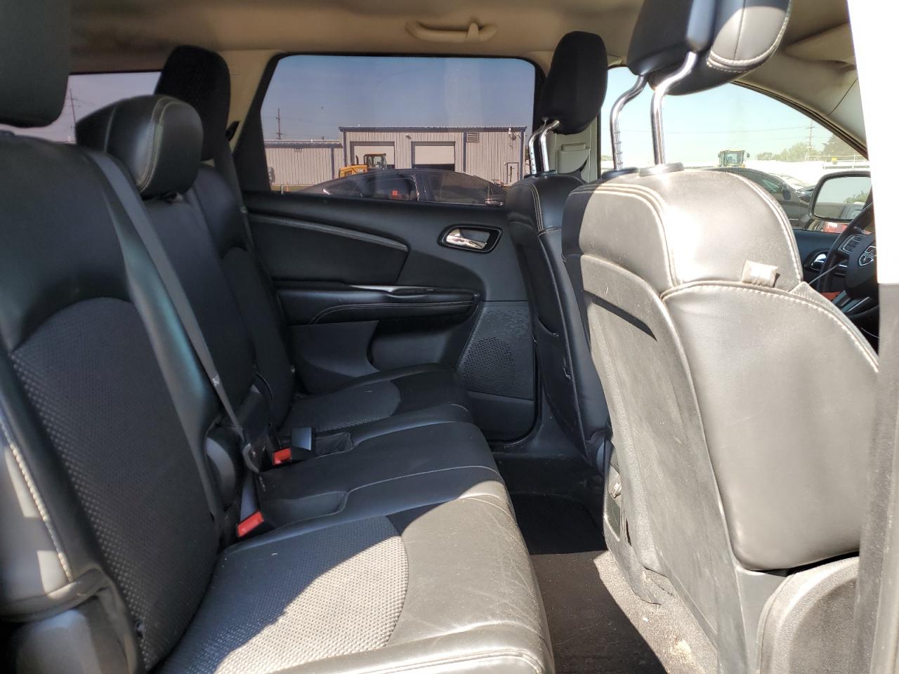 DODGE JOURNEY CROSSROAD