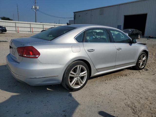 2015 VOLKSWAGEN PASSAT SE 1VWBS7A34FC004741