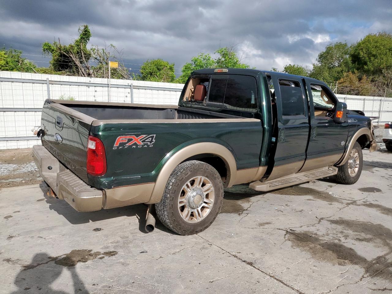 FORD F-250 SUPER DUTY