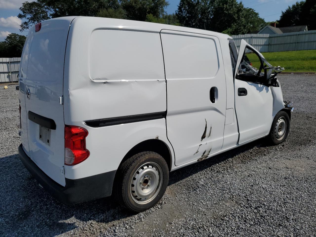 NISSAN NV200 2.5S