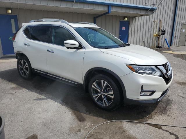 2017 NISSAN ROGUE S 5N1AT2MT6HC741657