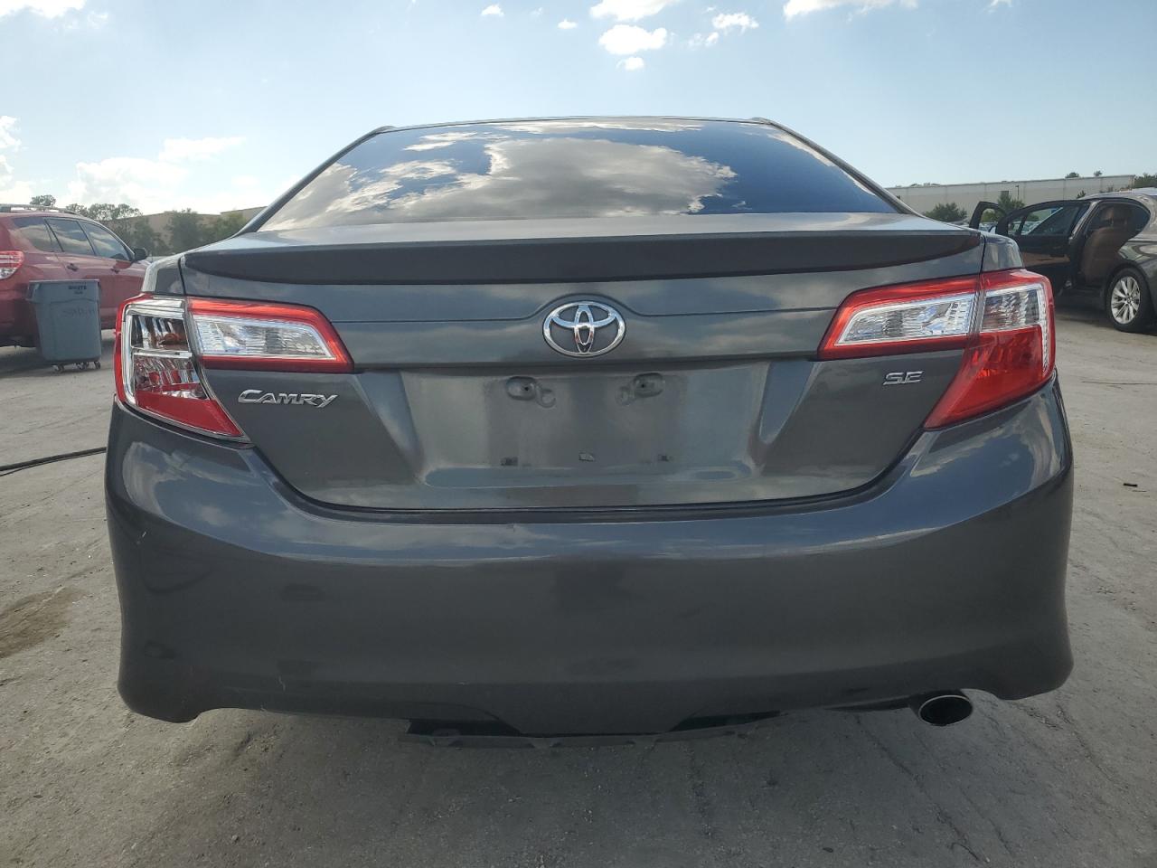TOYOTA CAMRY L