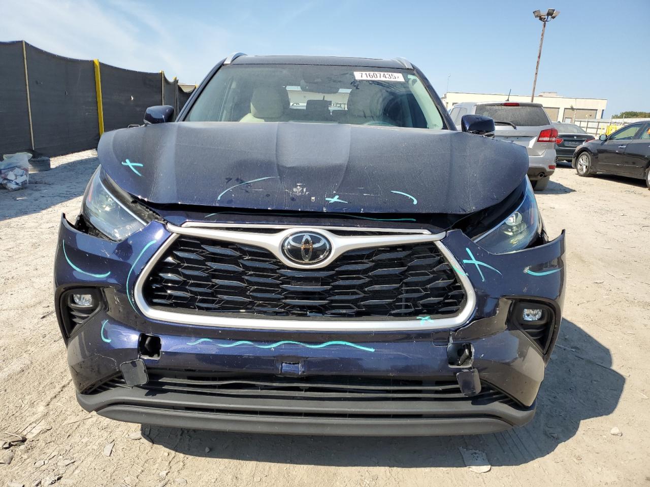 TOYOTA HIGHLANDER XLE