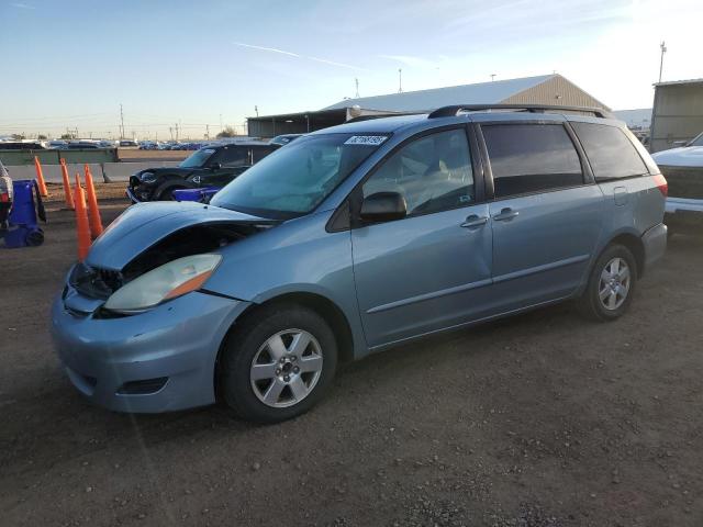 TOYOTA SIENNA CE