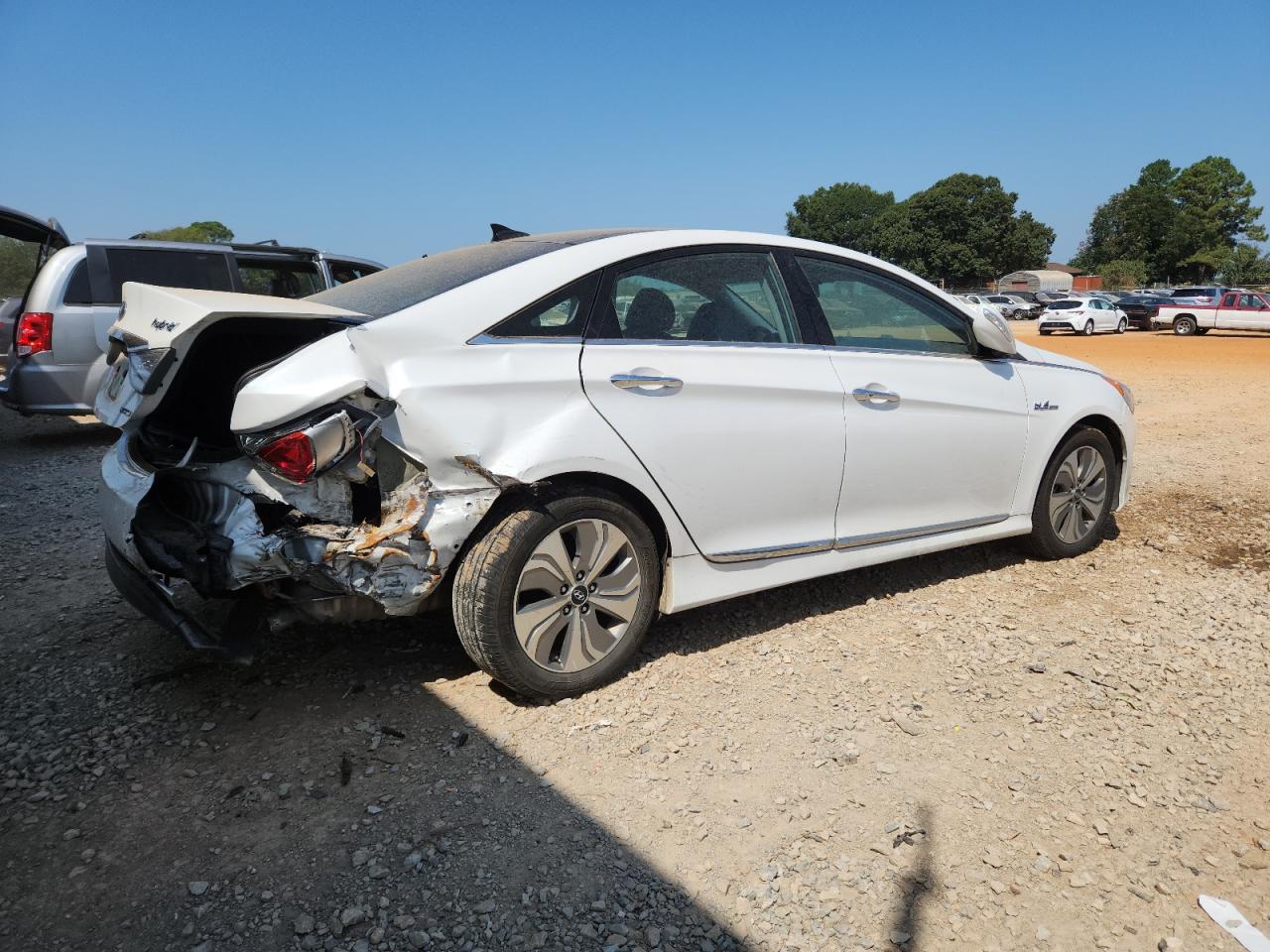 HYUNDAI SONATA HYBRID