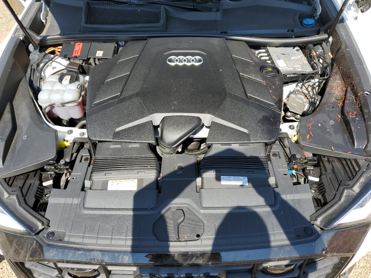 AUDI Q8 PREMIUM PLUS S-LINE