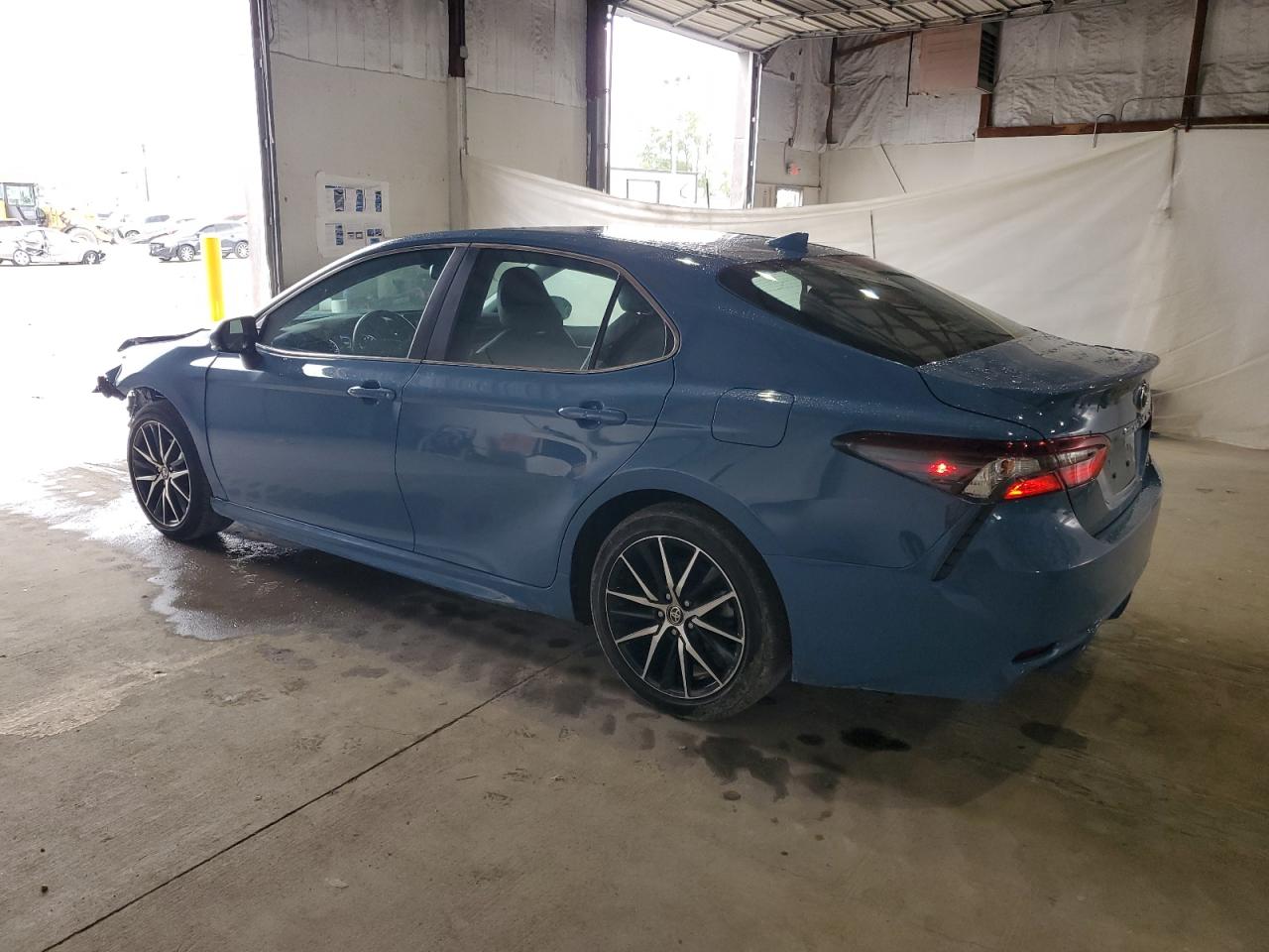 TOYOTA CAMRY SE NIGHT SHADE